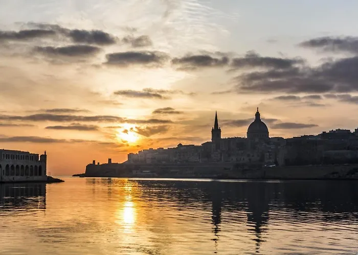 Luxurious 2Br Apartment In Valletta